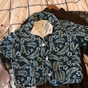 Kinzley & Co Floral Leaf Print Jacket